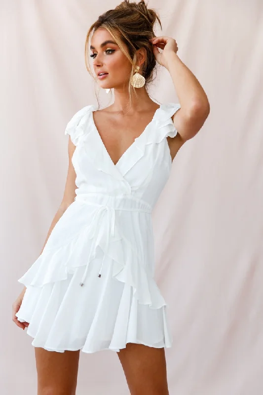 Empire Waist Women Dress to Accentuate the Bust and Conceal the WaistJodi Ruffle Strap Tie-Back Dress White