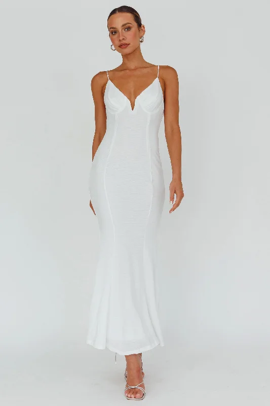 Backless Women Dress for a Sexy and Alluring Look at Evening EventsLake Como Bodycon Maxi Dress White