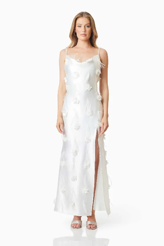 Backless Women Dress for a Sexy and Alluring Look at Evening EventsLunaria Satin Maxi Dress In White