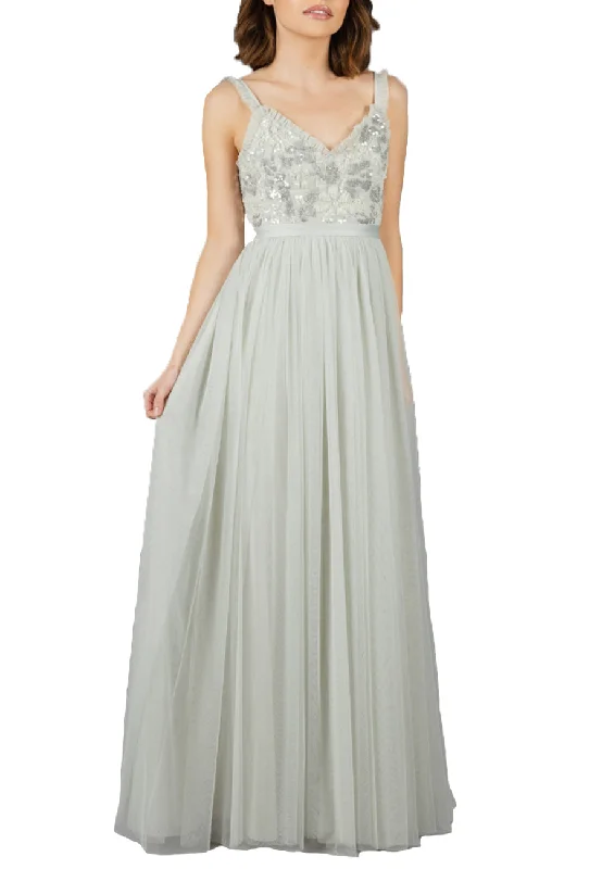 Printed Abstract Women Dress for a Modern and Artistic AppealGrey Sequins Sleeveless Tulle Maxi Dress