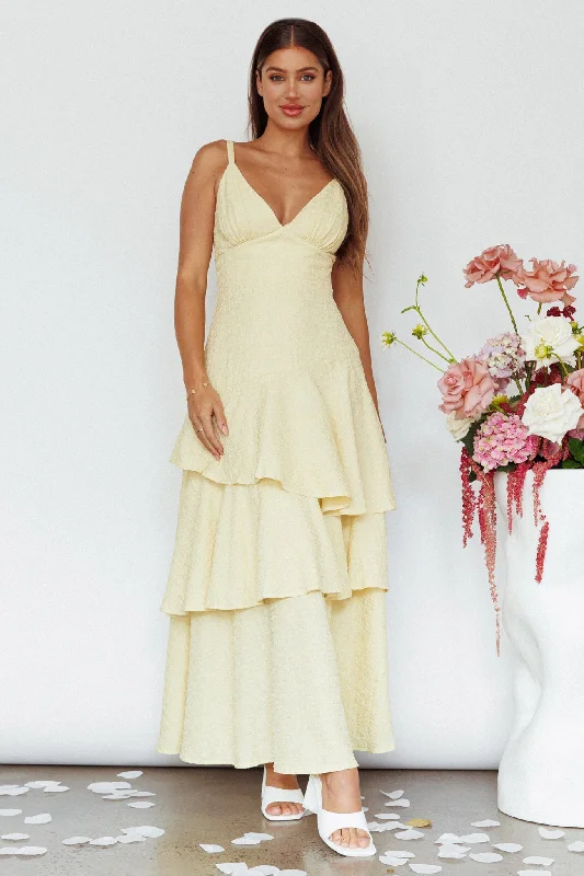 Sheath Women Dress with a Tailored Fit for a Professional LookNew Vibes Layered Hem Maxi Dress Lemon