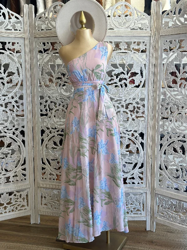 Backless Women Dress for a Sexy and Alluring Look at Evening EventsOne Sleeve Maxi Faint Pink Floral Dress- Not Stretchy Backless Women Dress for a Sexy and Alluring Look at Evening EventsOne Sleeve Maxi Faint Pink Floral Dress- Not Stretchy