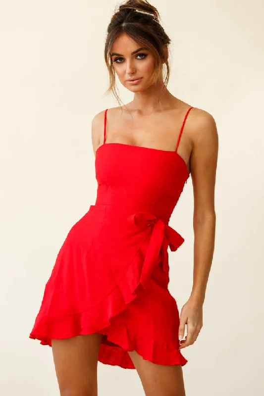 Maxi Women Dress with Floral Print for a Bohemian VibePepita Cami Strap Wrap Dress Red