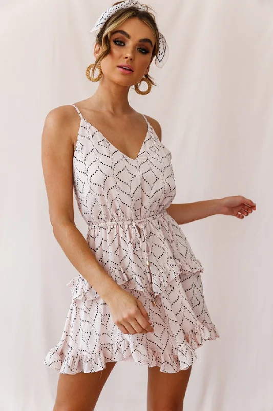 Mermaid - Style Women Dress with a Fitted Silhouette for Special OccasionsProvence Frill Trim Drawstring Waist Dress Polka Dot Print Blush