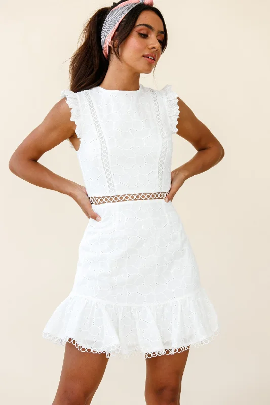Sleeveless Women Dress in Bright Colors for Summer PartiesReaching For Stars Corset Back Broderie Anglaise Dress White Sleeveless Women Dress in Bright Colors for Summer PartiesReaching For Stars Corset Back Broderie Anglaise Dress White