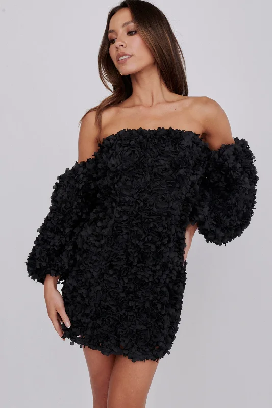 Maxi Women Dress with Floral Print for a Bohemian VibeVive La Rose Off-Shoulder Embellished Mini Dress Black