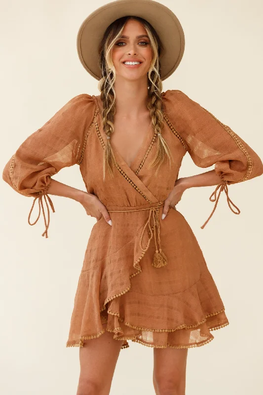 Backless Women Dress for a Sexy and Alluring Look at Evening EventsWilde Balloon Sleeve Crochet Trim Dress Tan