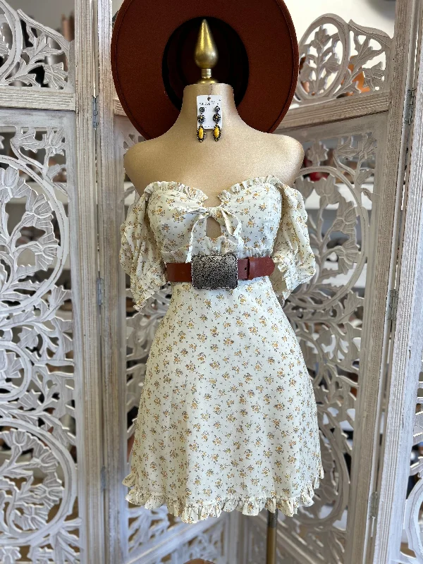 Halter Neck Women Dress to Show Off the Shoulders and NecklineYellow Floral Keyhole Dress- Not Stretchy Halter Neck Women Dress to Show Off the Shoulders and NecklineYellow Floral Keyhole Dress- Not Stretchy