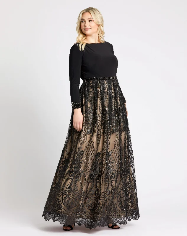 Long - Sleeve Women Dress in Velvet for a Luxurious Winter Look Long - Sleeve Women Dress in Velvet for a Luxurious Winter Look Long Sleeve High Neck Lace A Line Gown - FINAL SALE
