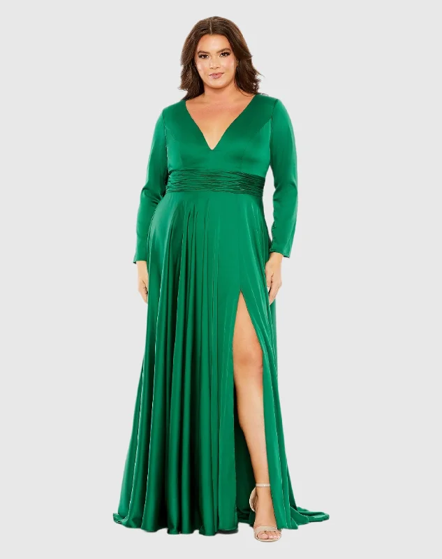 Mermaid - Style Women Dress with a Fitted Silhouette for Special Occasions Mermaid - Style Women Dress with a Fitted Silhouette for Special Occasions Quarter Sleeve V Neck A Line Gown