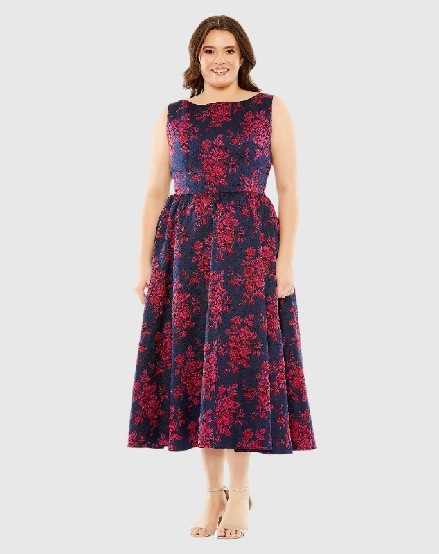 Plus Size Women Dress with a Flattering A - Line Cut for Comfort and Style Plus Size Women Dress with a Flattering A - Line Cut for Comfort and Style Sleeveless Floral Embroidered Dress