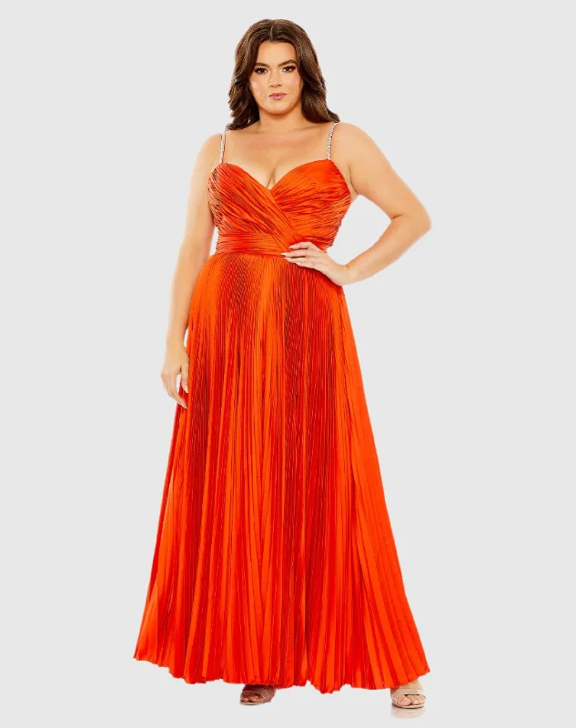 Lace - Embellished Women Dress for an Elegant and Sophisticated Appearance Lace - Embellished Women Dress for an Elegant and Sophisticated Appearance Rhinestone Embellished Strap Pleated Gown Lace - Embellished Women Dress for an Elegant and Sophisticated Appearance Lace - Embellished Women Dress for an Elegant and Sophisticated Appearance Rhinestone Embellished Strap Pleated Gown