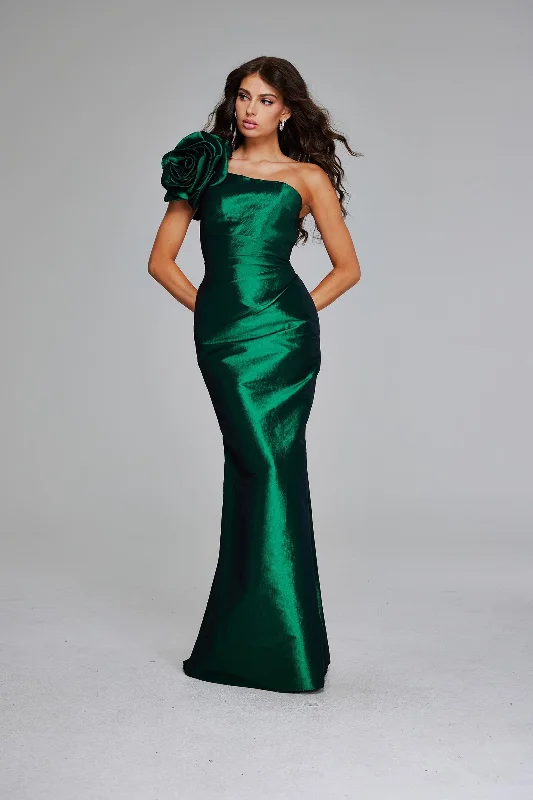 Backless Women Dress for a Sexy and Alluring Look at Evening Events Backless Women Dress for a Sexy and Alluring Look at Evening Events Jovani 40206