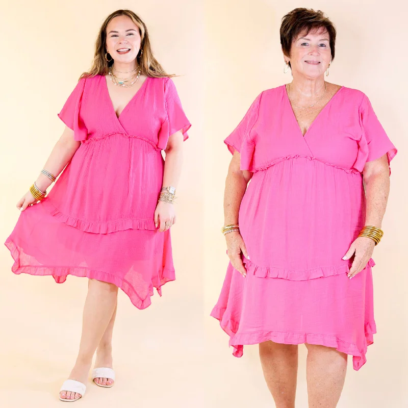 Sleeveless Women Dress in Bright Colors for Summer Parties Sleeveless Women Dress in Bright Colors for Summer Parties Movie Moment Ruffle Detailed V Neck Dress in Pink