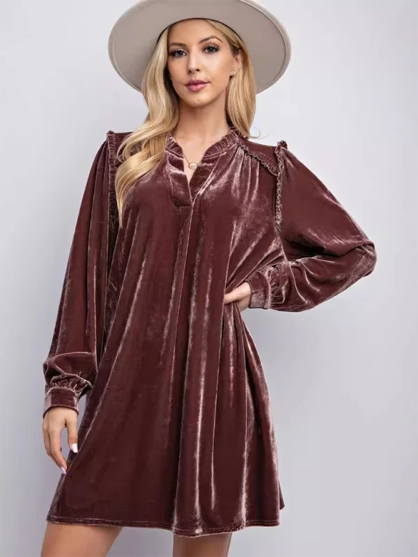 Long - Sleeve Women Dress in Velvet for a Luxurious Winter Look Long - Sleeve Women Dress in Velvet for a Luxurious Winter Look Solid Color Loose Straight Dress Velvet Casual Simple knee-Length Skirt Long - Sleeve Women Dress in Velvet for a Luxurious Winter Look Long - Sleeve Women Dress in Velvet for a Luxurious Winter Look Solid Color Loose Straight Dress Velvet Casual Simple knee-Length Skirt