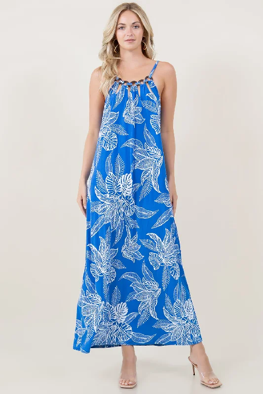 Pleated Women Dress with a Timeless and Elegant Texture Pleated Women Dress with a Timeless and Elegant Texture S/LESS O-RING HALTER MAXI DRESS - D2766-MX-1358-5 Pleated Women Dress with a Timeless and Elegant Texture Pleated Women Dress with a Timeless and Elegant Texture S/LESS O-RING HALTER MAXI DRESS - D2766-MX-1358-5
