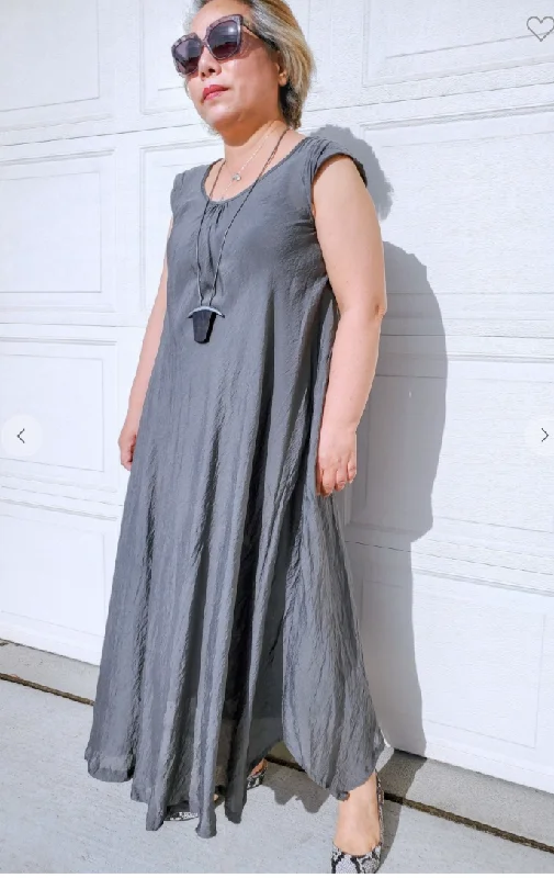 Mermaid - Style Women Dress with a Fitted Silhouette for Special Occasions Mermaid - Style Women Dress with a Fitted Silhouette for Special Occasions Sleeveless Silk-like Maxi Dress Mermaid - Style Women Dress with a Fitted Silhouette for Special Occasions Mermaid - Style Women Dress with a Fitted Silhouette for Special Occasions Sleeveless Silk-like Maxi Dress