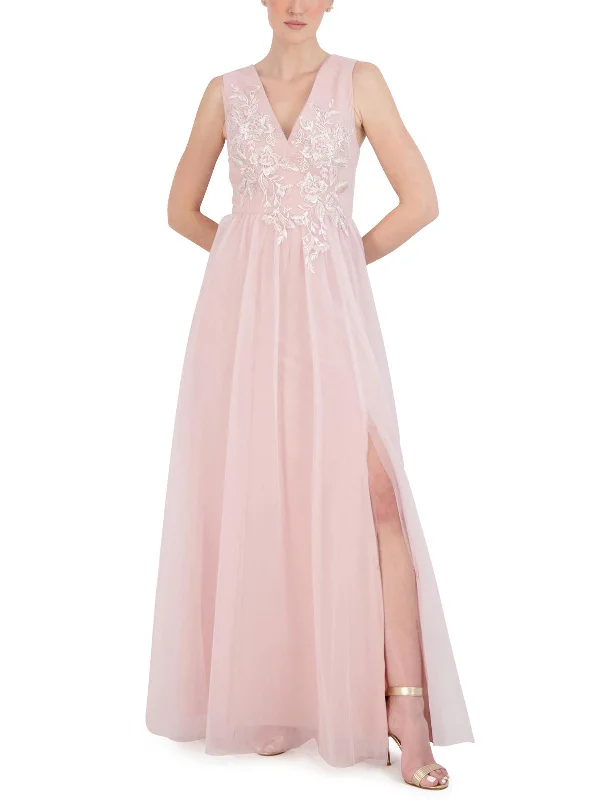 Mini Women Dress with a Short Hem for a Young and Trendy Style Mini Women Dress with a Short Hem for a Young and Trendy Style Womens Embroidered Maxi Evening Dress