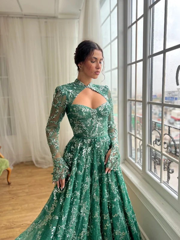 Midi dresses with printed lining for a hidden and stylish detailEmerald Ivy Corset Gown