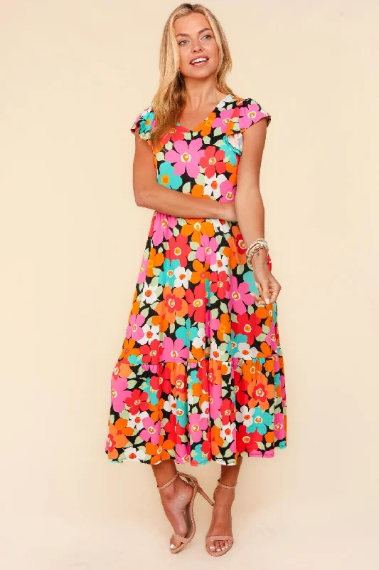 Midi dresses with cold - shoulder cutouts for a trendy styleFloral Midi Dress with Side Pockets Midi dresses with cold - shoulder cutouts for a trendy styleFloral Midi Dress with Side Pockets