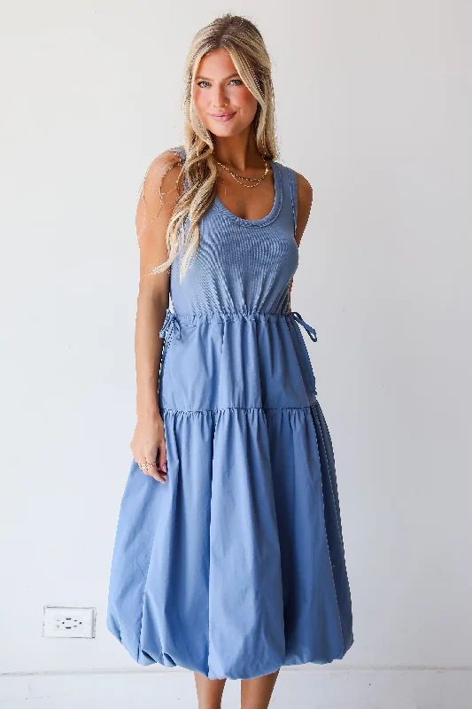 Midi dresses with printed lining for a hidden and stylish detailFINAL SALE - Majorly Cute Denim Contrast Midi Dress Midi dresses with printed lining for a hidden and stylish detailFINAL SALE - Majorly Cute Denim Contrast Midi Dress