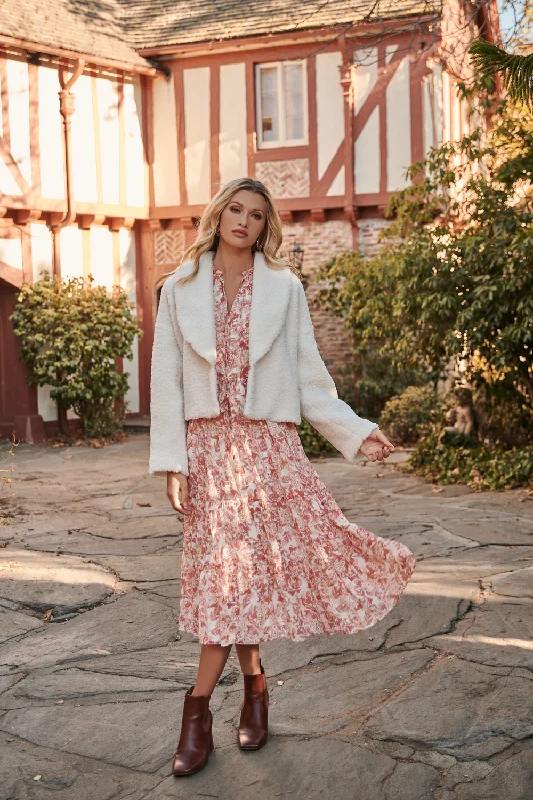 Midi dresses with denim fabric for a casual yet stylish day outMariella Vintage Floral Tiered Midi Dress