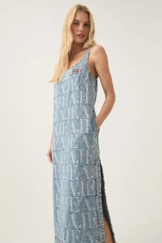 Midi dresses with ruched sleeves for a more fitted and stylish arm lookNostalgia Denim Midi Dress Midi dresses with ruched sleeves for a more fitted and stylish arm lookNostalgia Denim Midi Dress