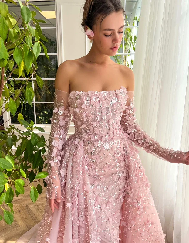 Midi dresses with asymmetric hems for a fashion - forward and dynamic appearanceRoyal Blooms Radiance Gown
