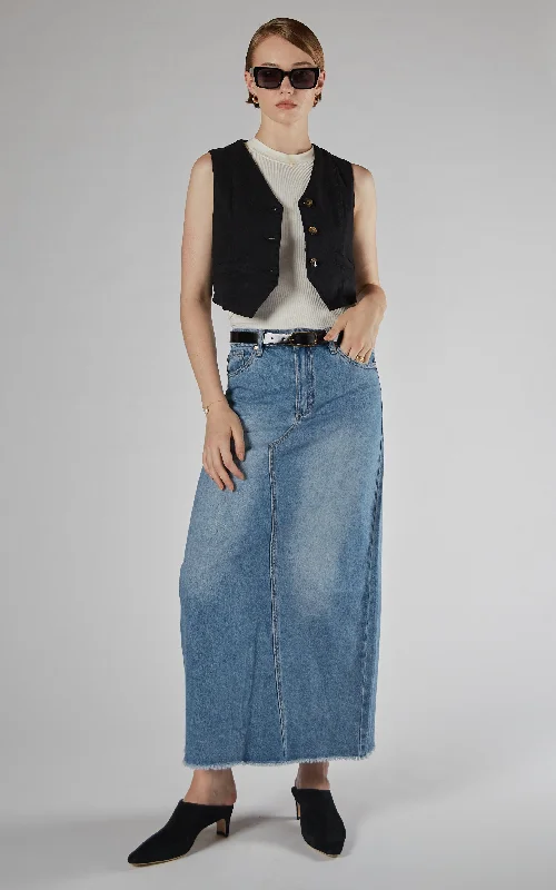 Denim Top with a Collared Neckline for a Preppy StyleAnnabelle Black Vest