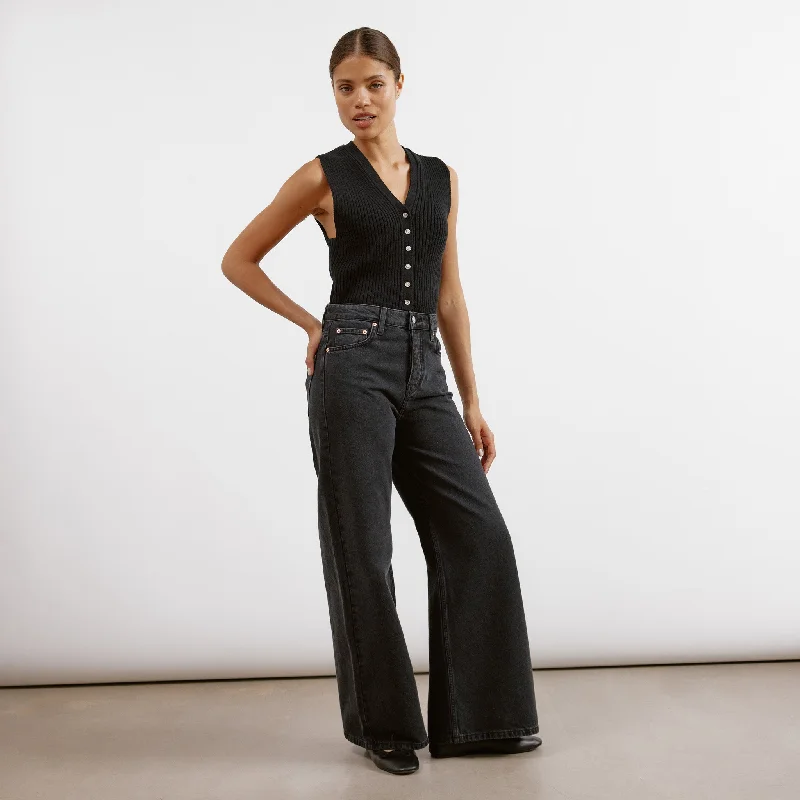 Embroidered Denim Top with Intricate PatternsBlack Full Length Wide Leg Jeans