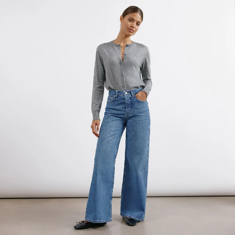 Ripped Denim Top for a Rebellious Fashion StatementDark Wash Full Length Wide Leg Jeans Ripped Denim Top for a Rebellious Fashion StatementDark Wash Full Length Wide Leg Jeans