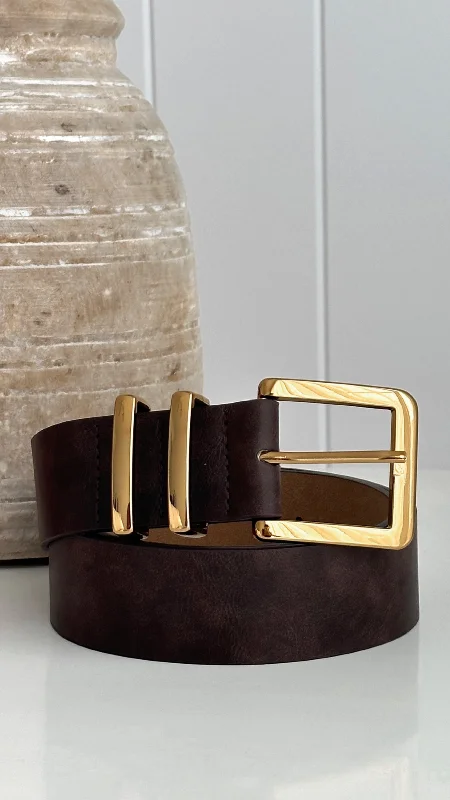 Distressed Denim Top for a Trendy and Edgy LookJabilo Belt - Brown / Gold
