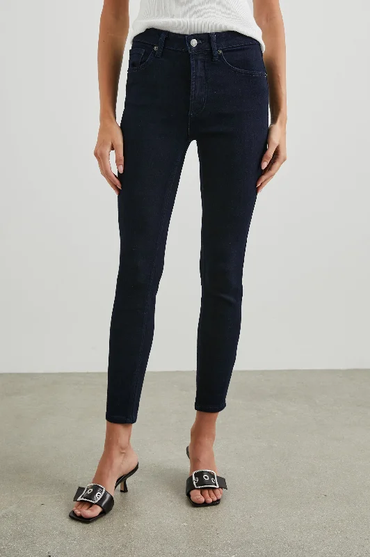 Acid - wash women jeans with a retro finishLARCHMONT SKINNY - MIDNIGHT