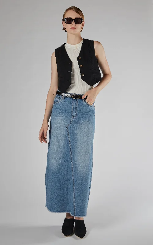 Plus - Size Denim Top for a Comfortable and Stylish FitLivia Long Denim Skirt