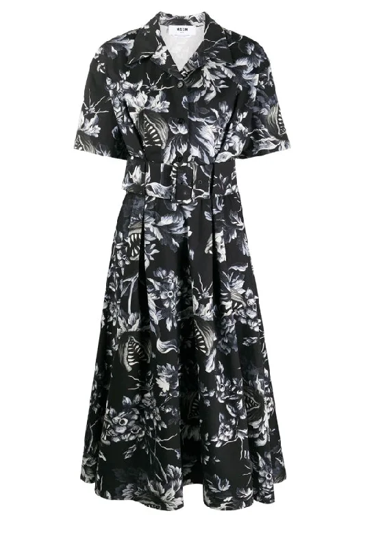 Mom jeans for a nostalgic and casual lookMSGM Belted Floral Print Dress - Black/ White