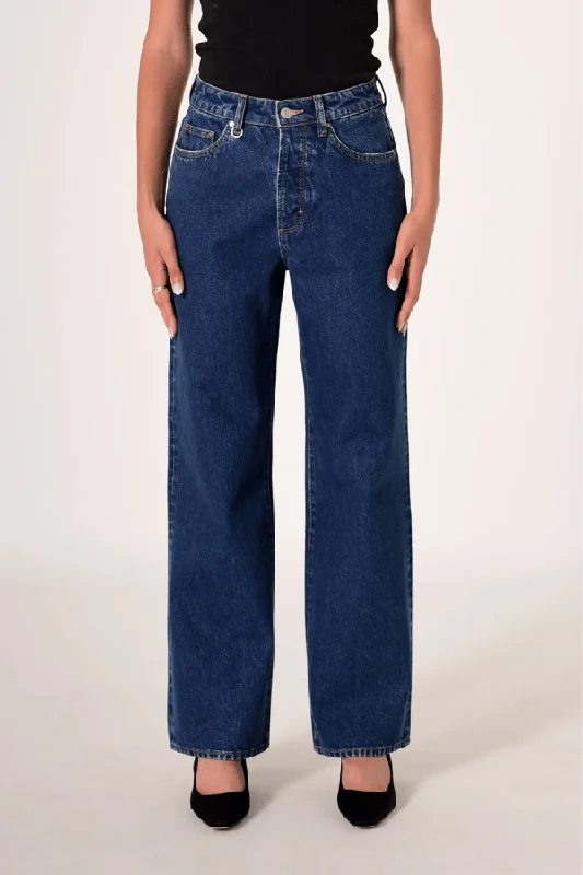 Long - Sleeve Denim Top for Cold Weather LayeringCoco Relaxed Indigo Vision