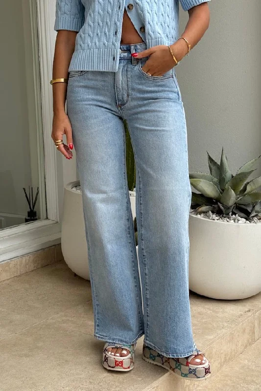 Button - Down Denim Top with a Classic DesignEva Wide Aurora