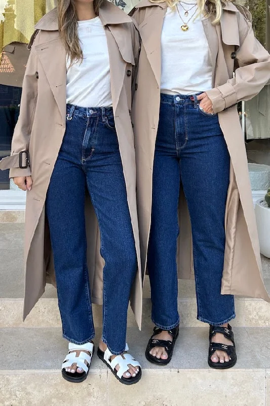 Button - Down Denim Top with a Classic DesignNico Straight Royal Indigo