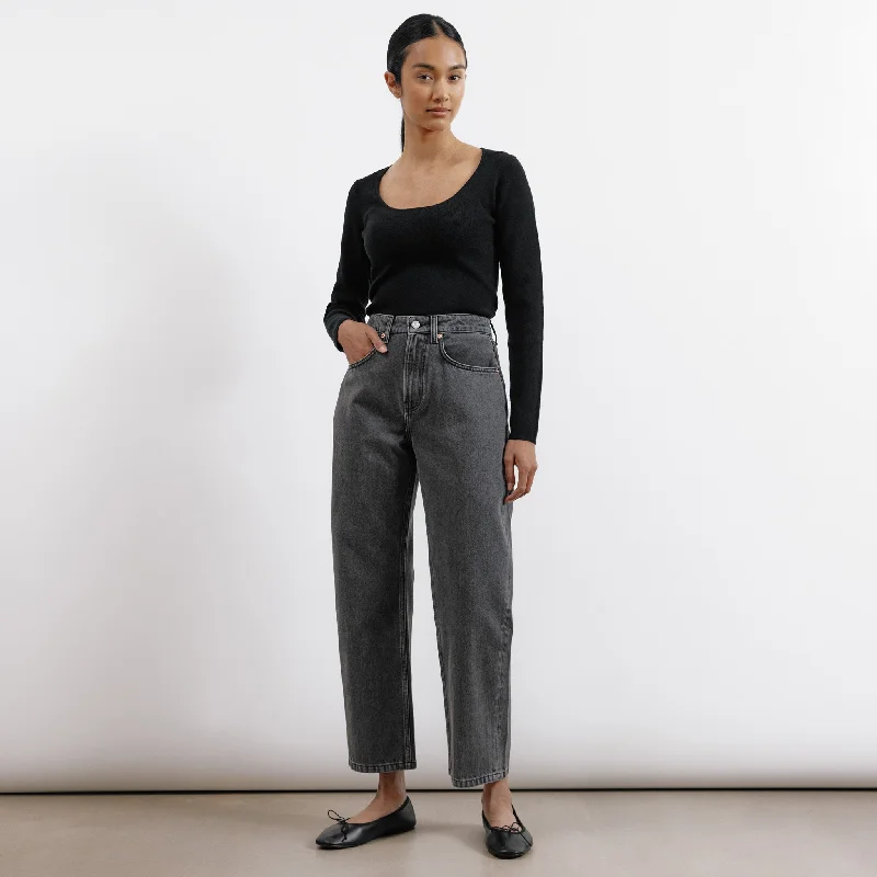 Cropped Denim Top to Pair with High - Waisted BottomsBlack Relaxed Jean