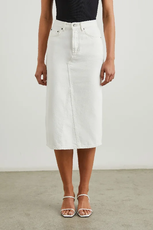 Cropped Denim Top to Pair with High - Waisted BottomsHIGHLAND SKIRT - ECRU