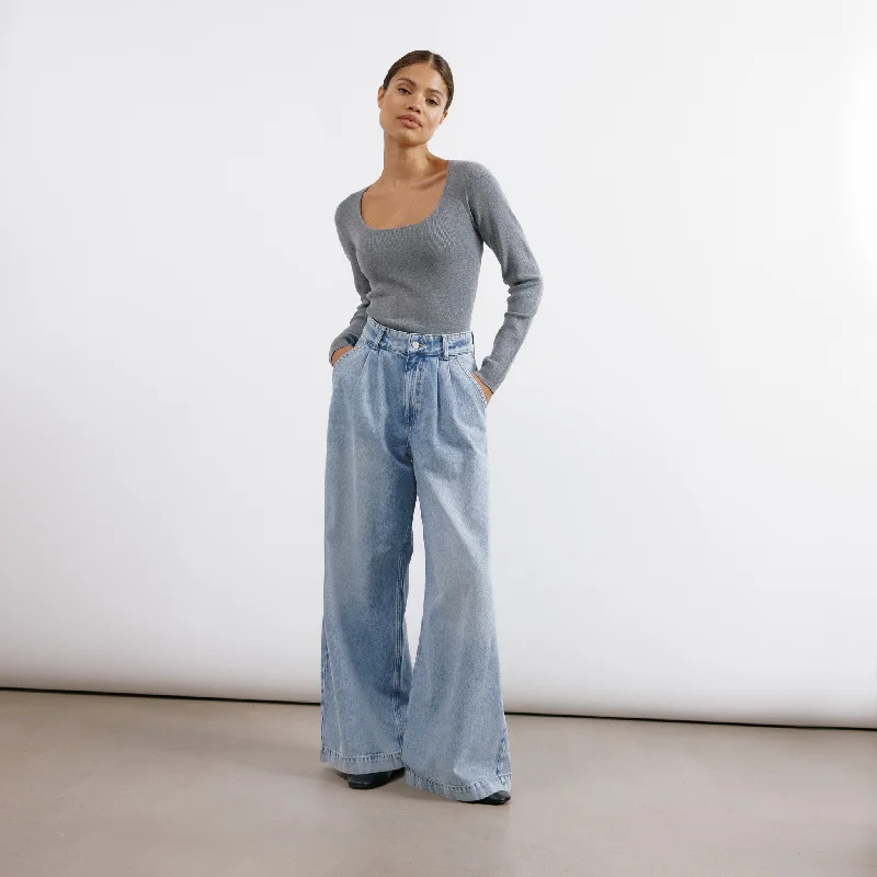 Embroidered Denim Top with Intricate PatternsLight Wash Wide Pleat Jean