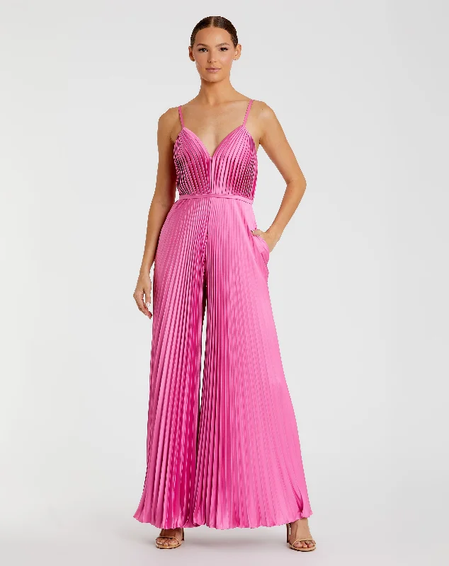 Maxi dresses with pom - pom trims for a playful and festive lookPink Pleated Plunge Neck Wide Leg Jumpsuit