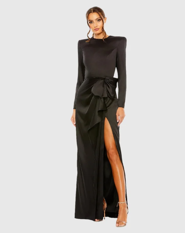 Maxi dresses with a pleated skirt for a timeless and elegant appearanceBlack Long Sleeve Structured Bow Draped Gown Maxi dresses with a pleated skirt for a timeless and elegant appearanceBlack Long Sleeve Structured Bow Draped Gown