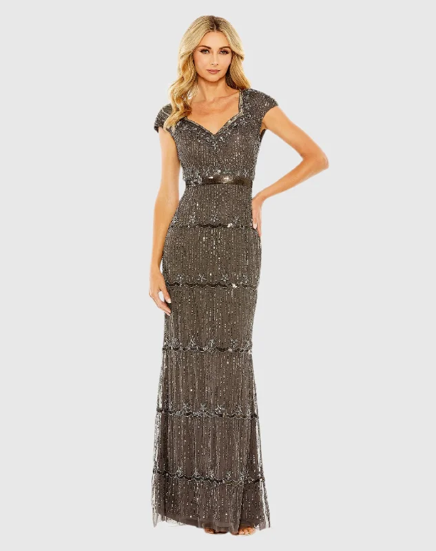 Maxi dresses with a paisley print for a classic and elegant styleBrown Cap Sleeve Sweetheart Neckline Beaded Sequin Column Gown