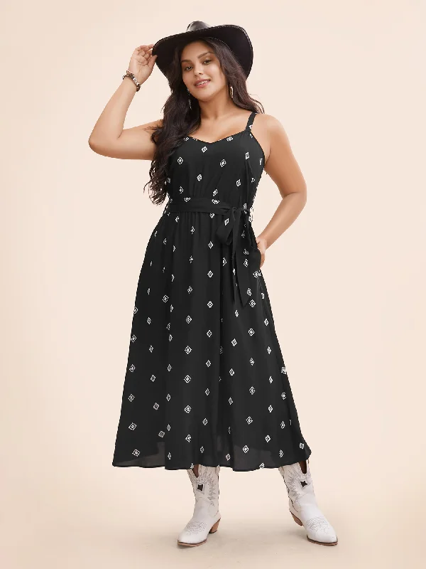 Maxi dresses with a keyhole back for a sexy detailCami Printed A-line Midi Dress