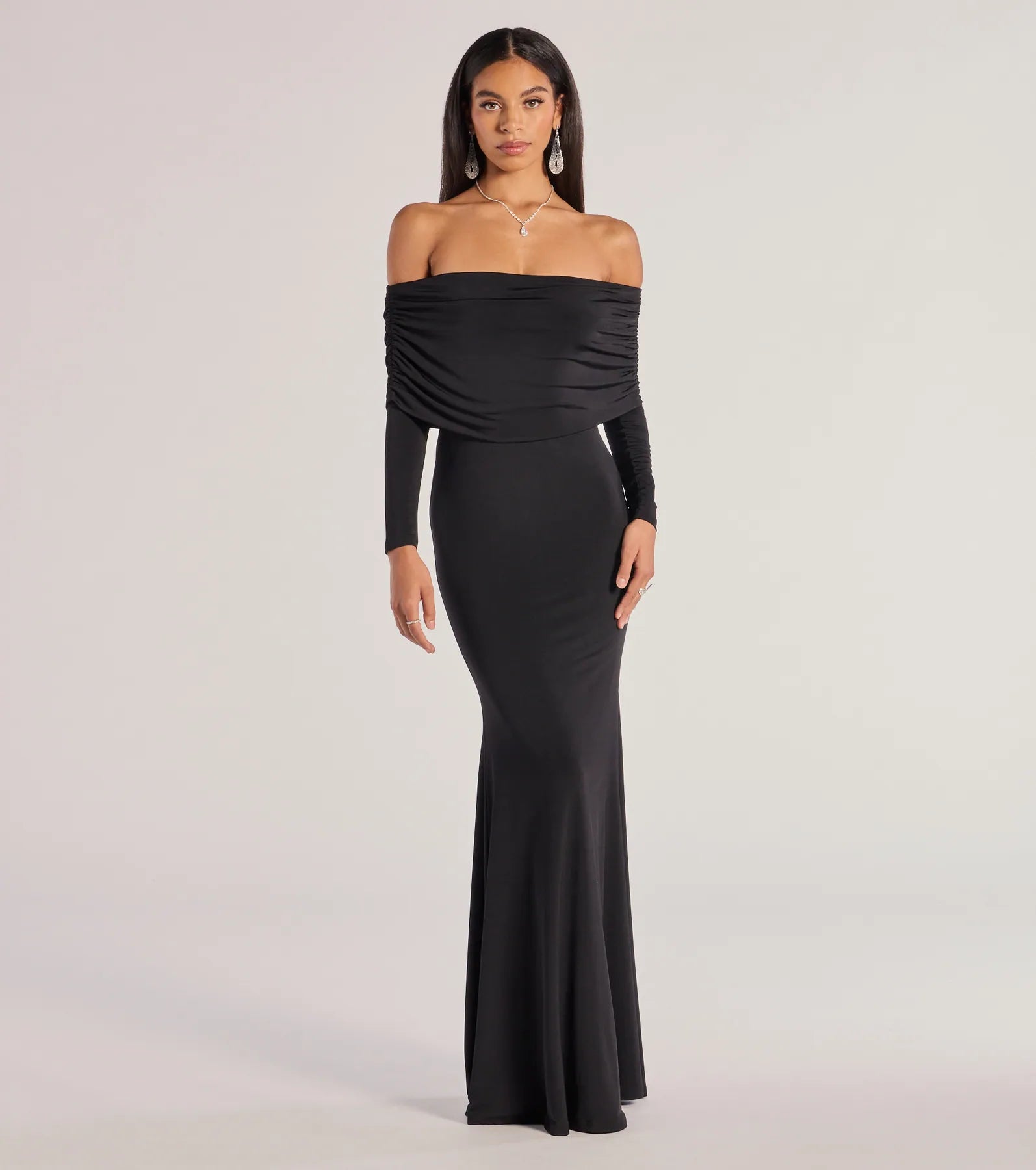 Maxi dresses with a ruched bodice for a more form - fitting and feminine shapeCarmen Off-The-Shoulder Long Sleeve Mermaid Dress