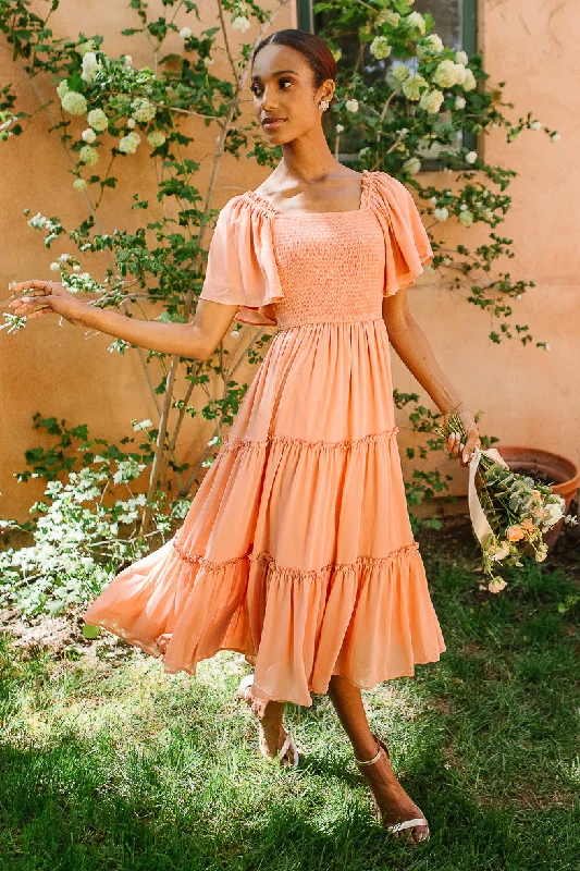 Maxi dresses with off - the - shoulder styles for a romantic and breezy lookEllie Dress in Apricot Crush Chiffon Maxi dresses with off - the - shoulder styles for a romantic and breezy lookEllie Dress in Apricot Crush Chiffon