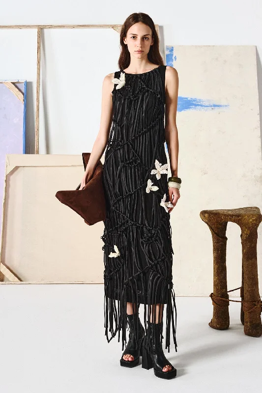Maxi dresses with off - the - shoulder styles for a romantic and breezy lookFreyja Straight Sleeveless Organza Maxi Dress
