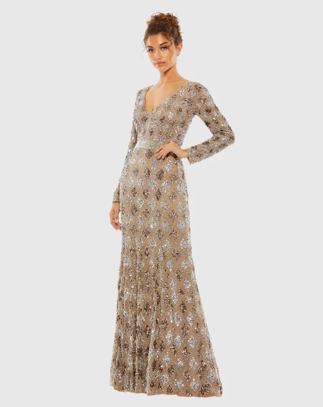 Leather maxi dresses for an edgy and bold appearanceGeometric Embellished Evening Gown