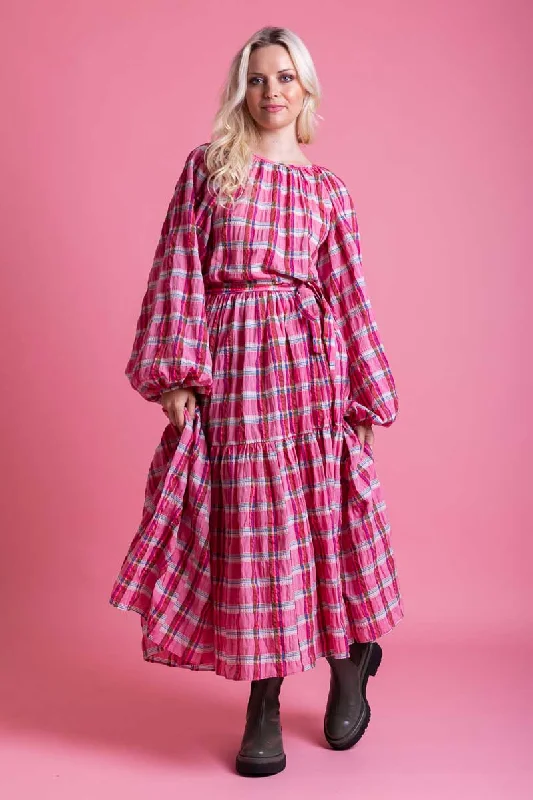 Plaid maxi dresses for fall fashion eventsLeia Maxi Dress Rose Check